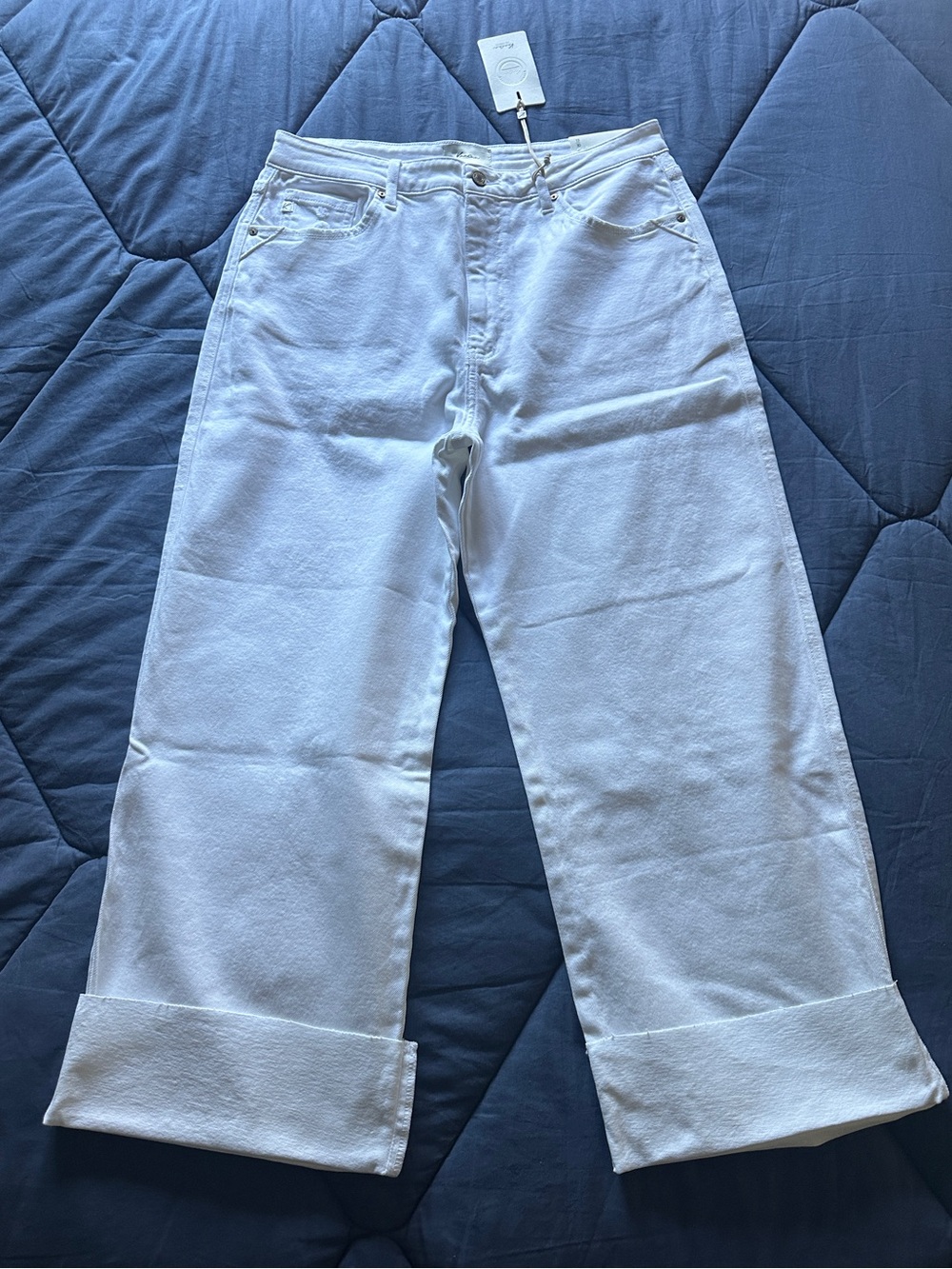 KanCan White Wide-Leg Cuffed Jeans
